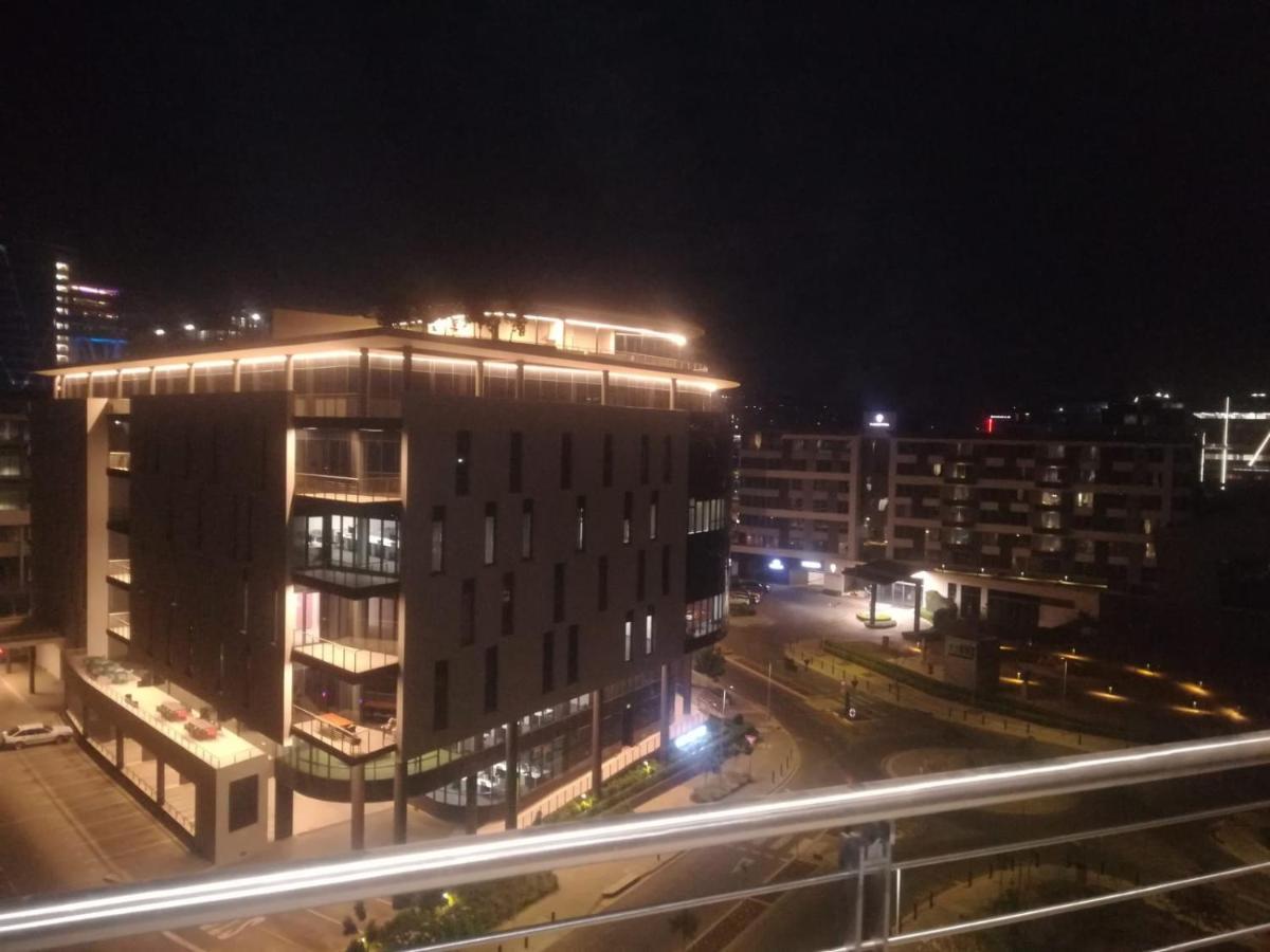 Pretoria-Noord519 Menlyn Maine Trilogyアパートメント エクステリア 写真